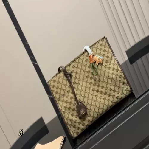 구찌 GG 패턴 대형 쇼퍼백