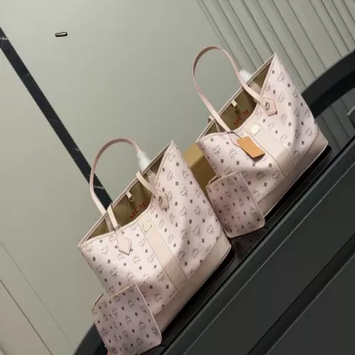 엠씨엠 모노그램 쇼핑백형 쇼퍼백
