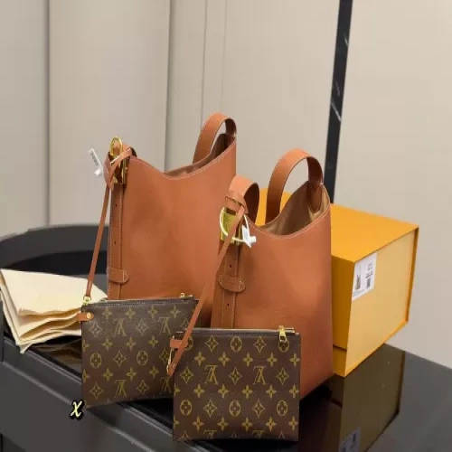 루이비통 로우 키 그레인 가죽 호보백