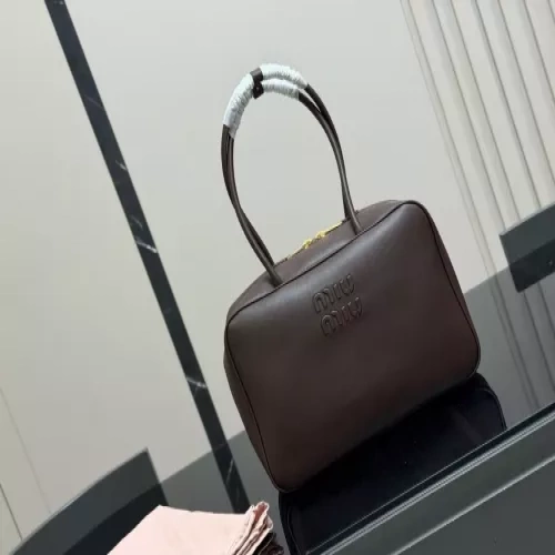 미우미우 스무스 카프스킨 투웨이 보스턴백