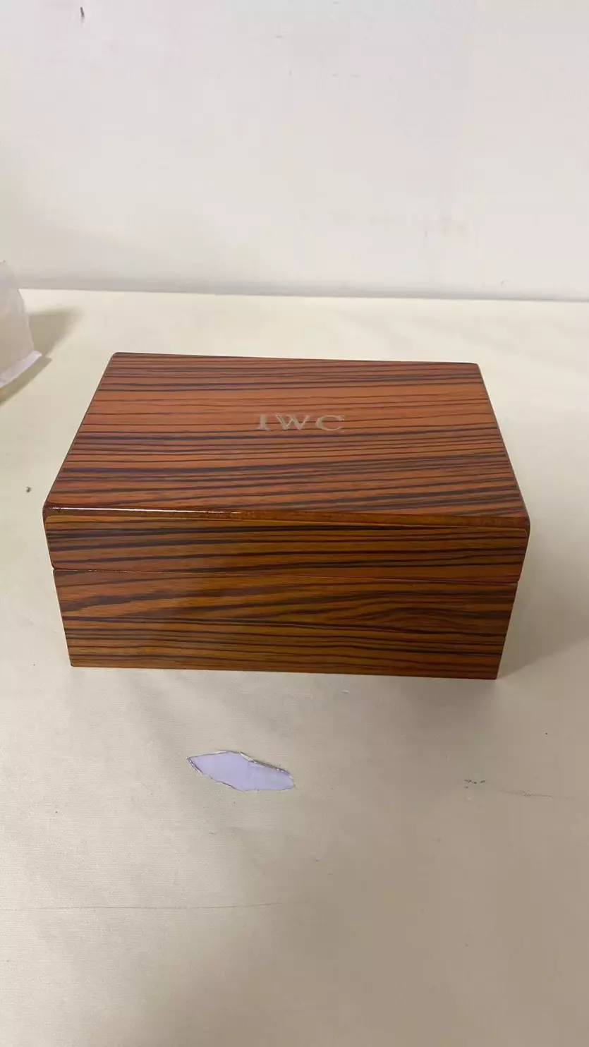 IWC샤프하우젠 파일럿 스타일 멀티기능 기계식 시계 출고 전 검수사진 13