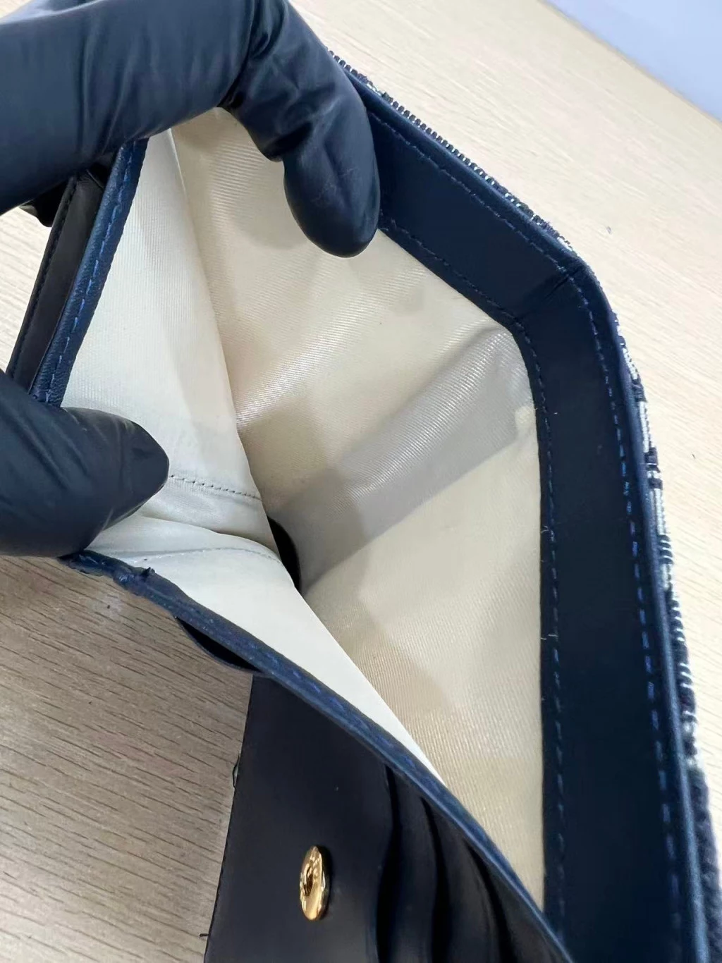 디올 카로 달리아 오블리크 CD 로고 지갑 출고 전 검수사진 14
