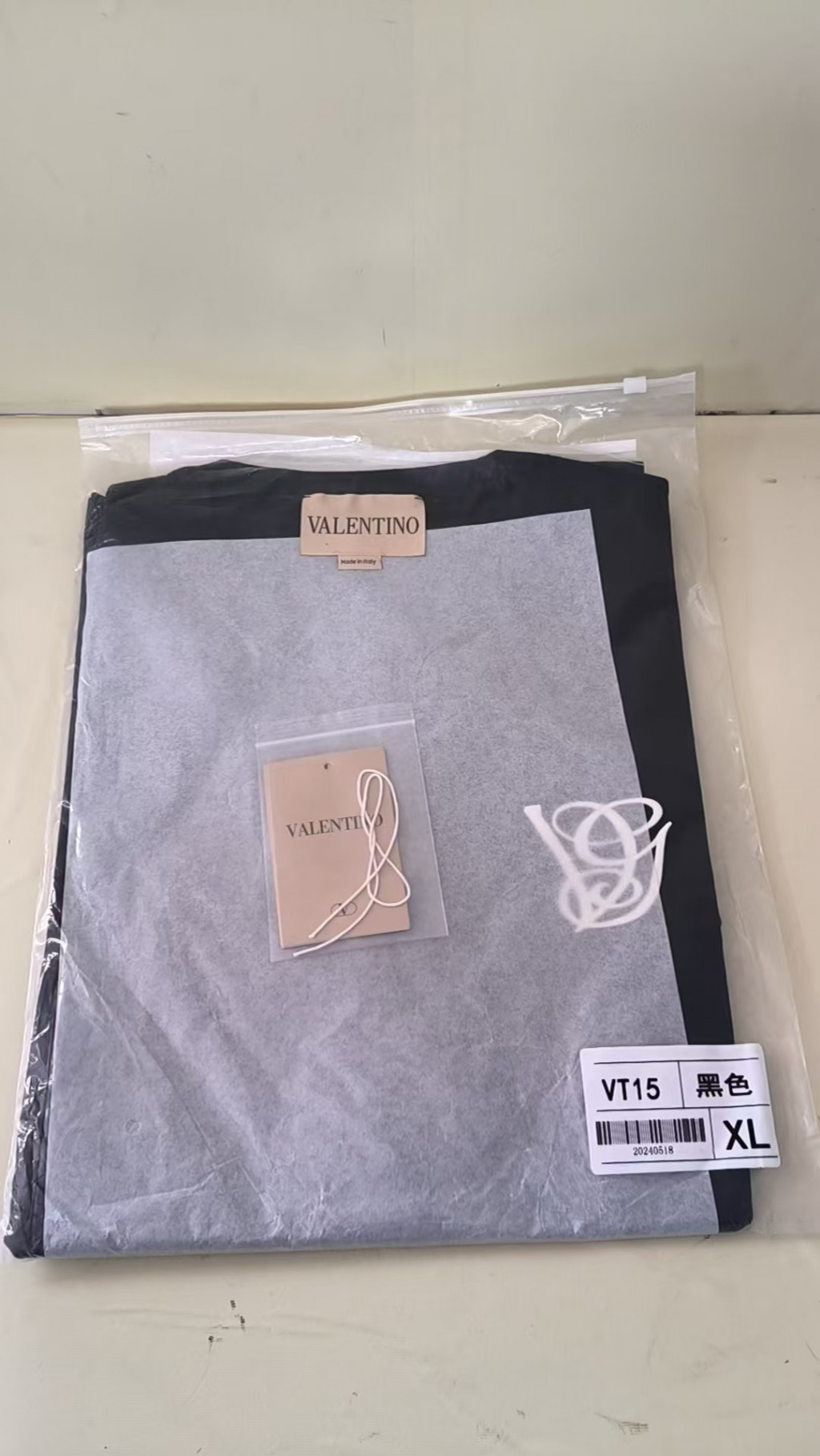 발렌티노 VG 로고 입체 자수 코튼 티셔츠 출고 전 검수사진 5