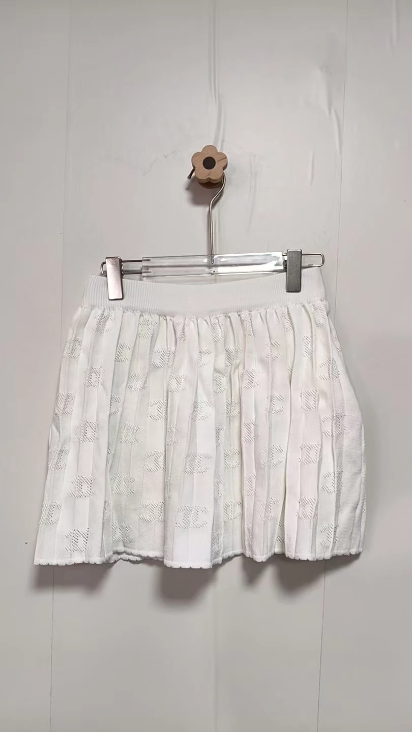 샤넬 로고 포인트 니트 상의와 플리츠 스커트 세트 출고 전 검수사진 7