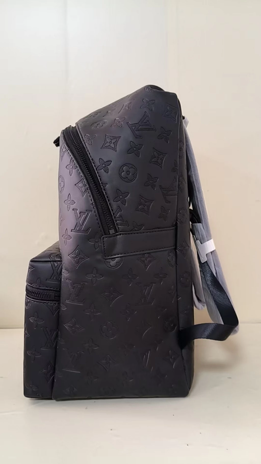 루이비통 디스커버리 더블 숄더백 출고 전 검수사진 8