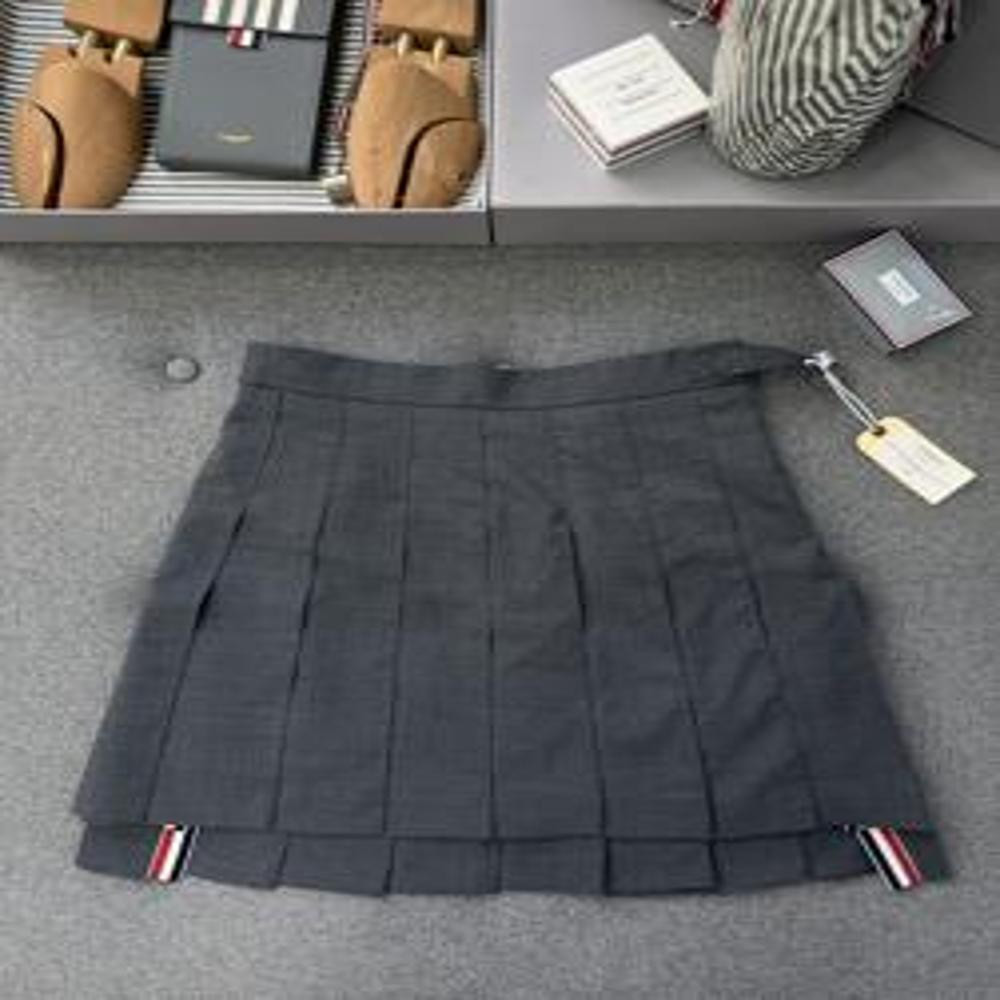 톰브라운 클래식 울 플리츠 스커트
