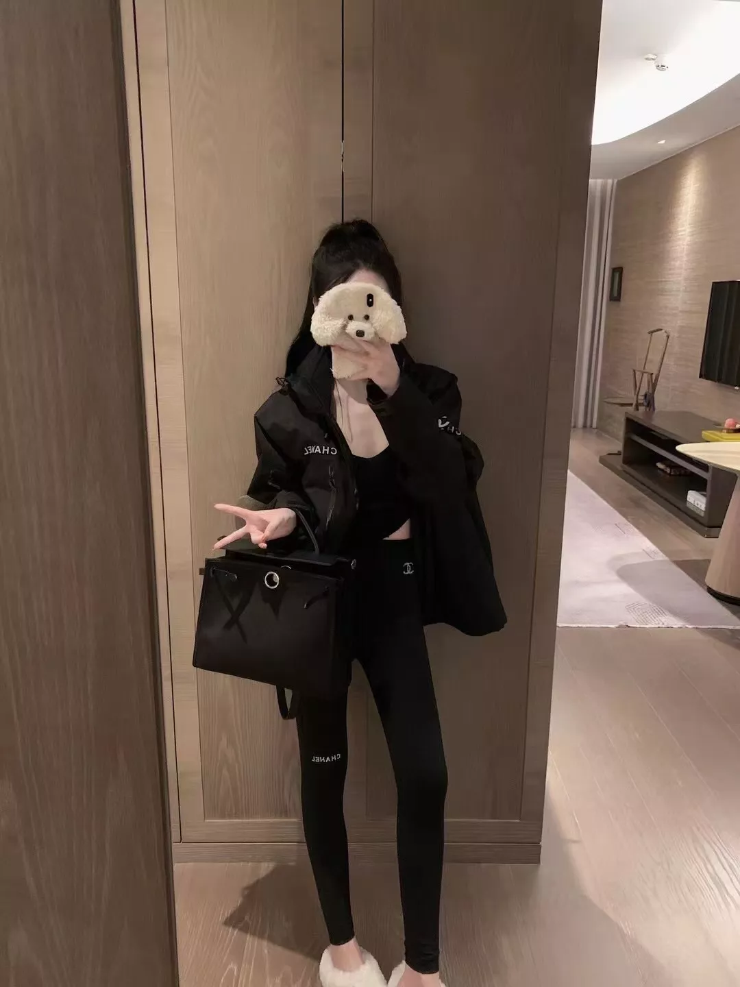 샤넬 로고 큐빅 포인트 기모 레깅스 상세 이미지 16