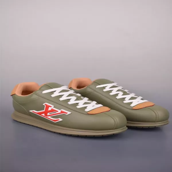 루이비통 x 니고 버터소프트 FW25 엠보 로우 스니커즈