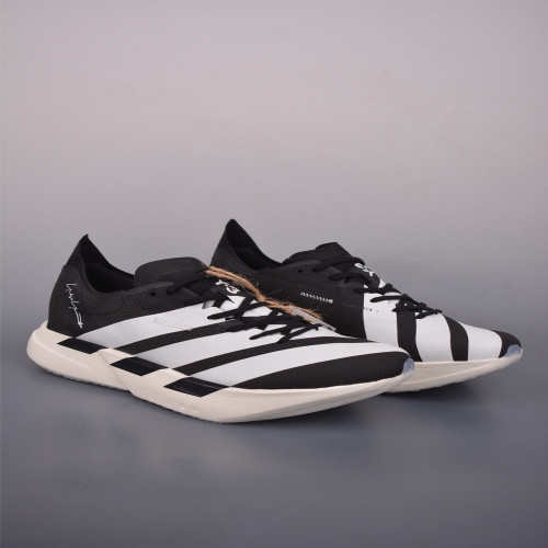 아디다스 와이스리 아디오스 프로 4M 경량 쿠셔닝 러닝화