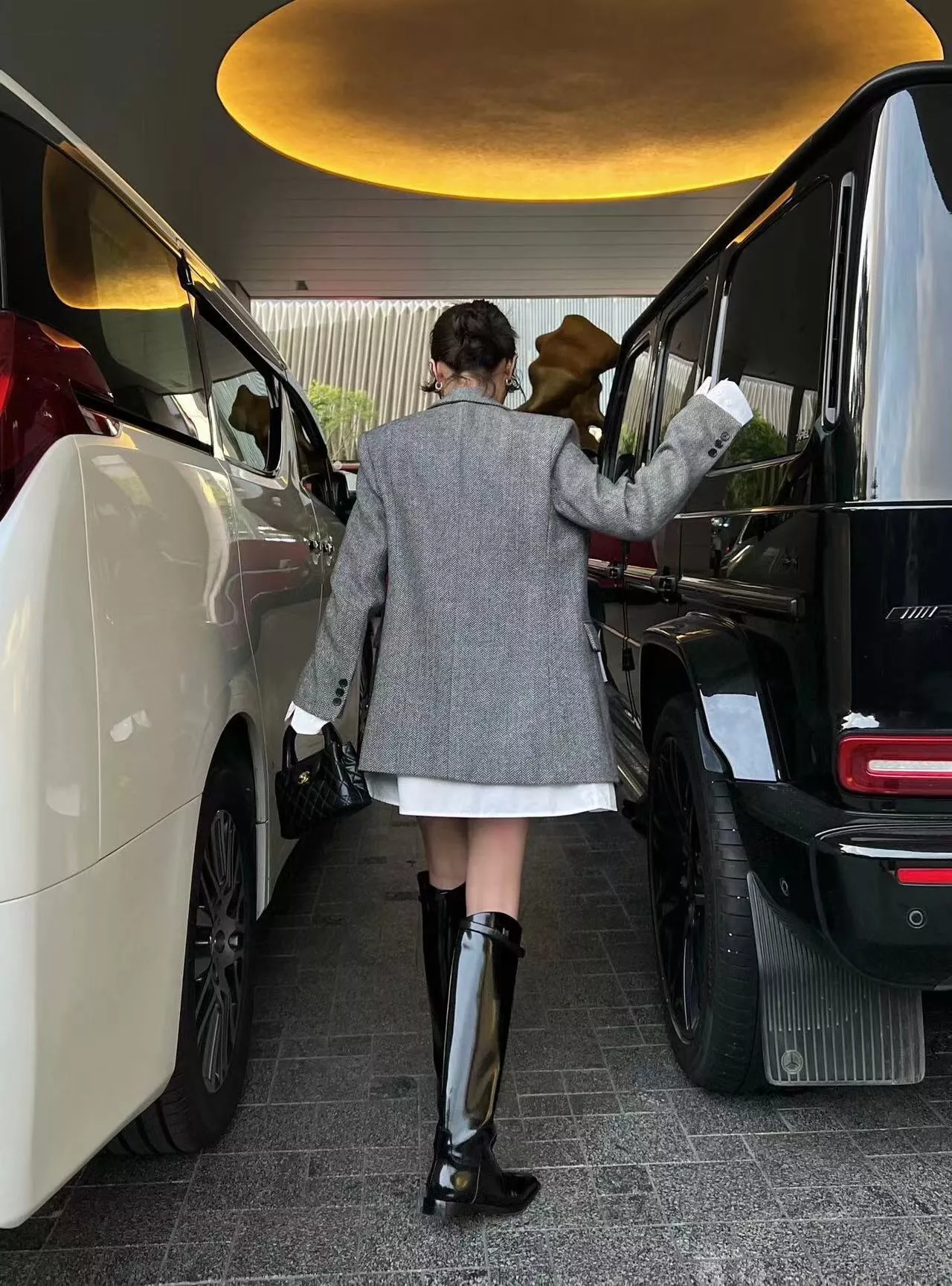 미우미우 자수 로고 패치 가짜 레이어드 셔츠 배색 헤링본 롱슬리브 재킷 상세 이미지 13