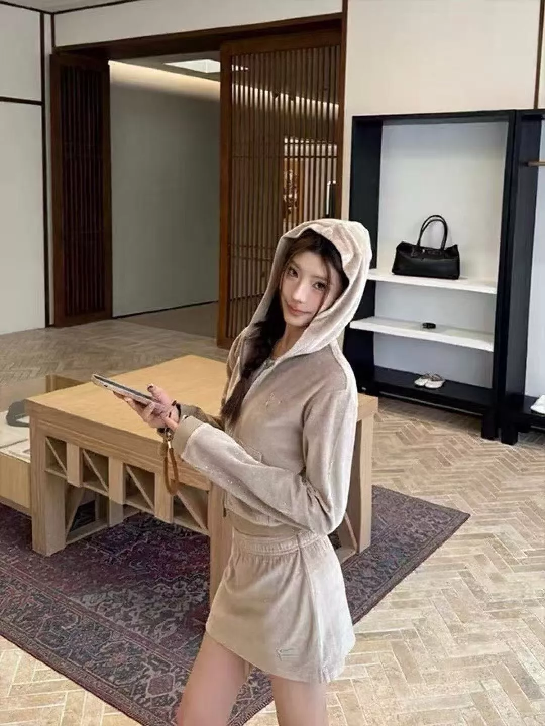 알렉산더왕 올오버 핫픽스 벨벳 드로스트링 밴딩 미니 스커트 상세 이미지 15