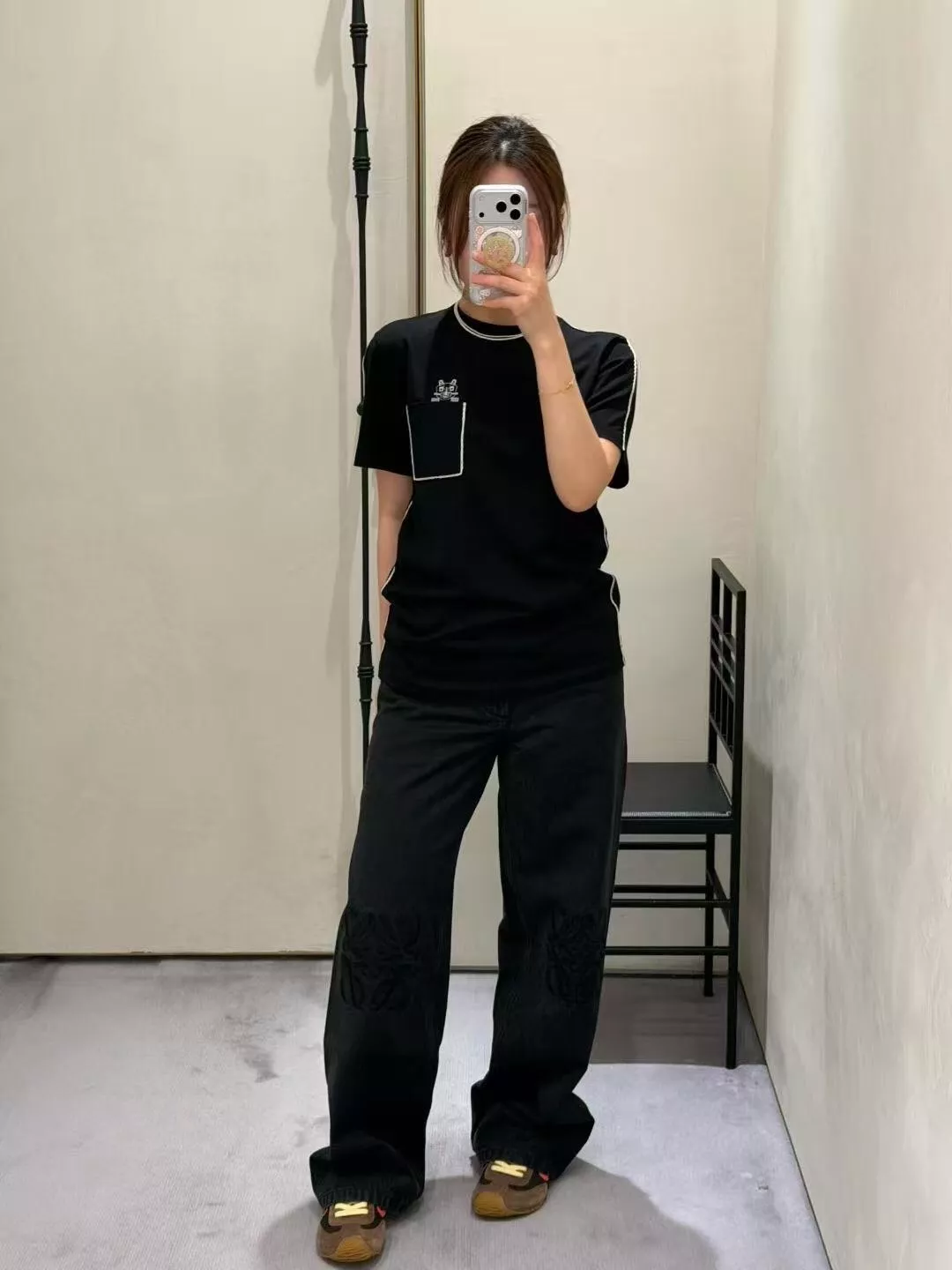 로에베 카툰 고양이 자수 포켓 코튼 반소매 티셔츠 상세 이미지 26
