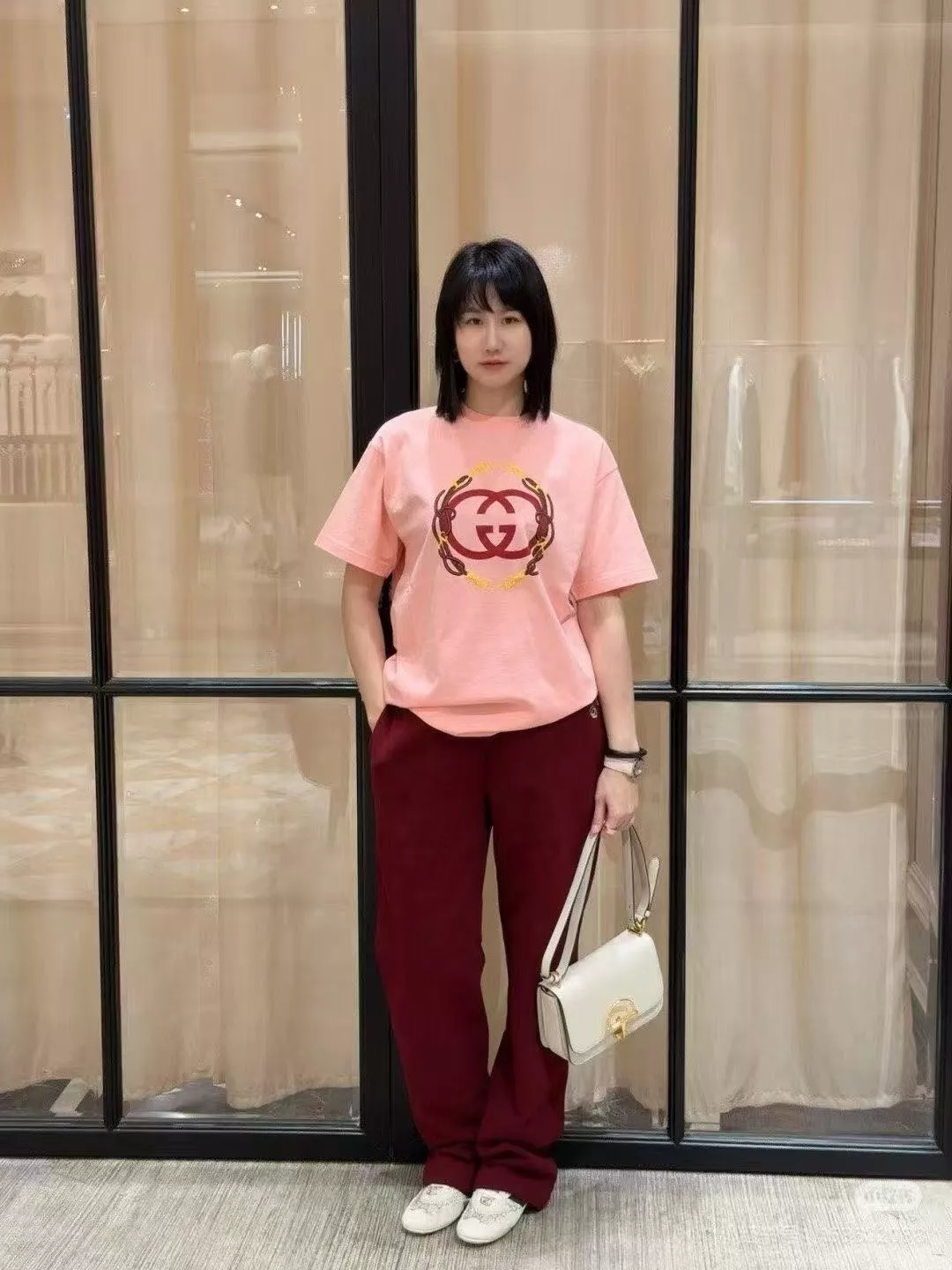 구찌 GG 체인 프린트 라운드 반소매 티셔츠 상세 이미지 25