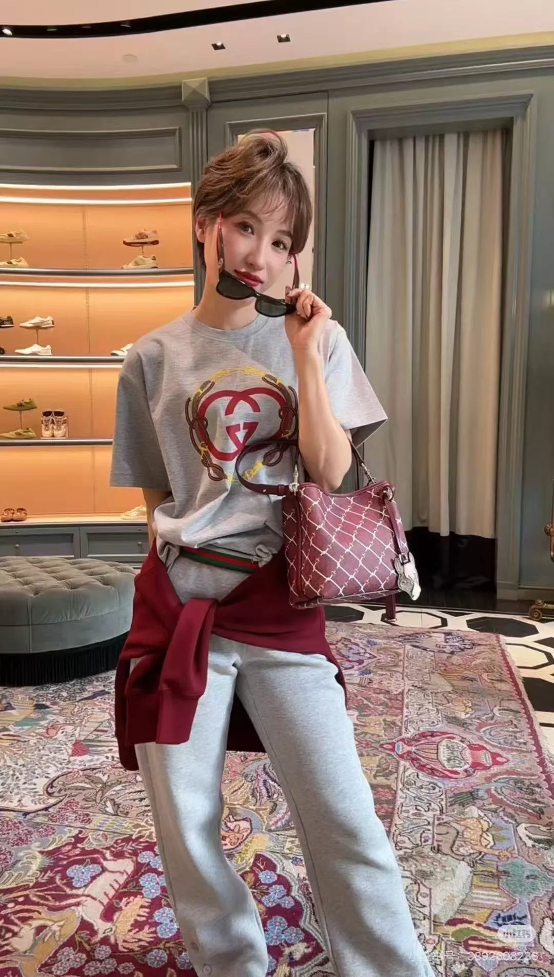구찌 GG 체인 프린트 라운드 반소매 티셔츠 상세 이미지 40