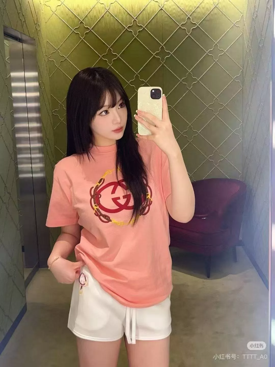 구찌 GG 체인 프린트 라운드 반소매 티셔츠 상세 이미지 19