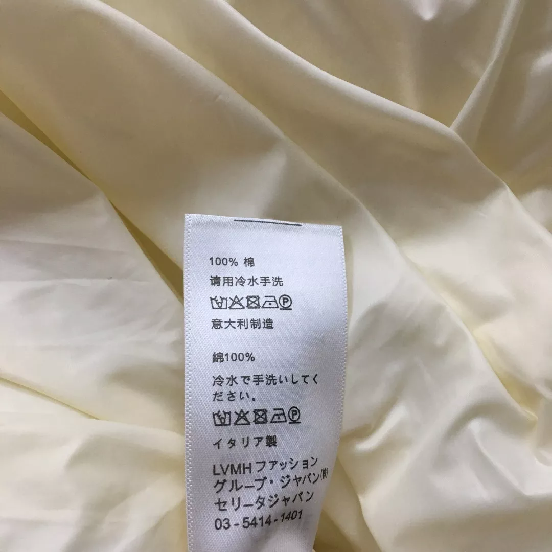 셀린느 가죽 로고 패치 후드 숏 패딩 점퍼 상세 이미지 9
