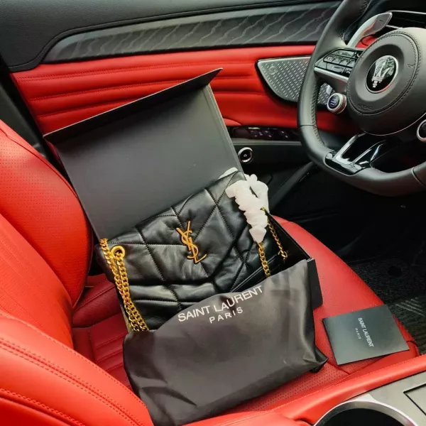 입생로랑 YSL 금장 로고 퀼팅 램스킨 체인 백