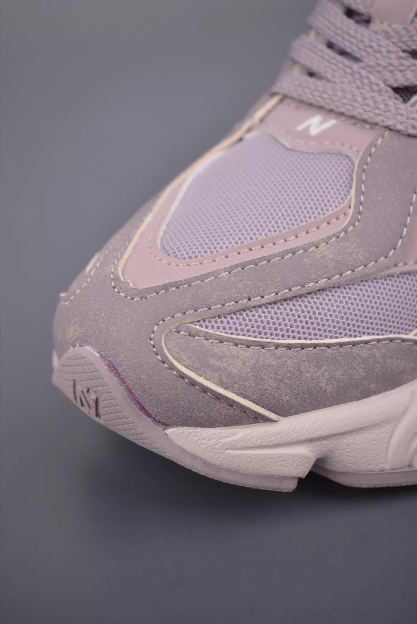 뉴발란스 Joe Freshgoods 콜라보 NB9060 복각 스니커즈 상세 이미지 6