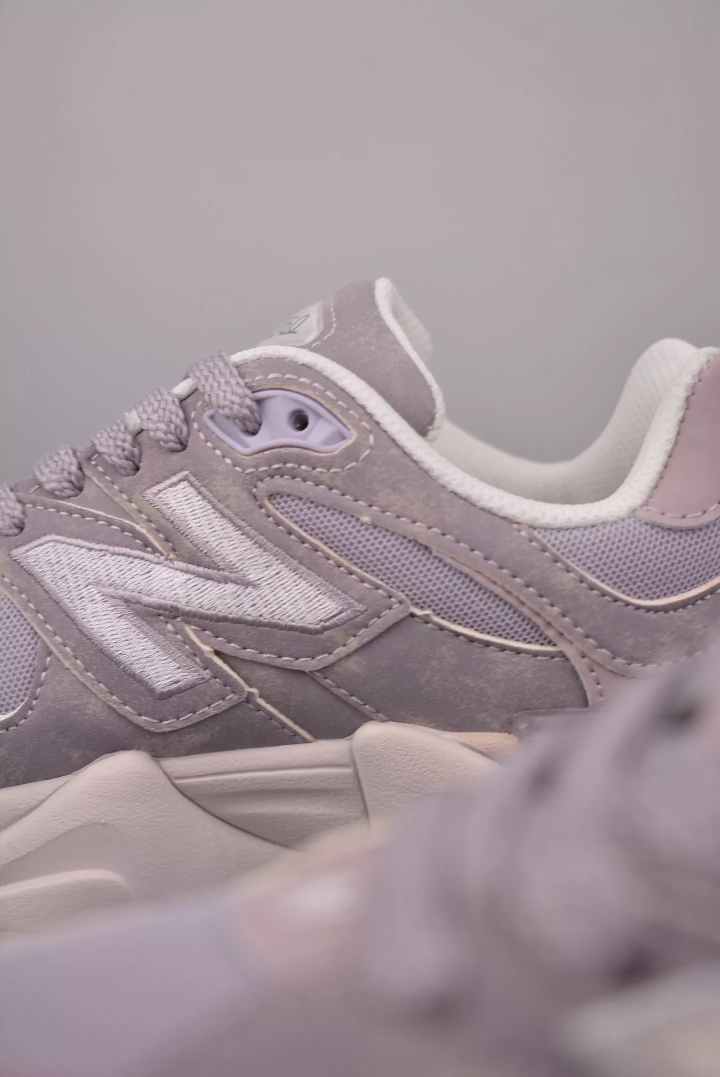 뉴발란스 Joe Freshgoods 콜라보 NB9060 복각 스니커즈 상세 이미지 8