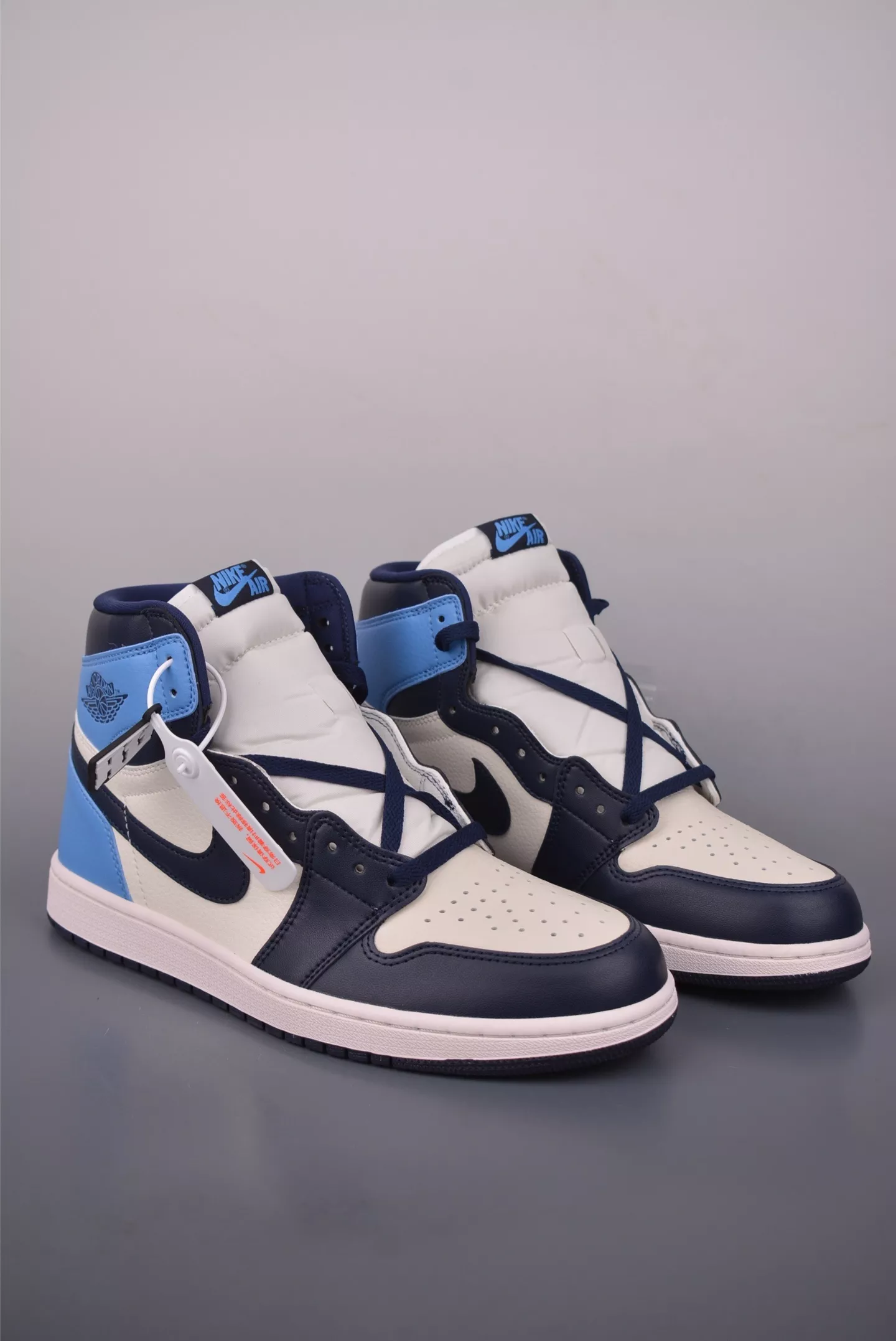 에어조던 Air Jordan 1 High OG 블루 네이비 화이트 빈티지 무드 상세 이미지 1