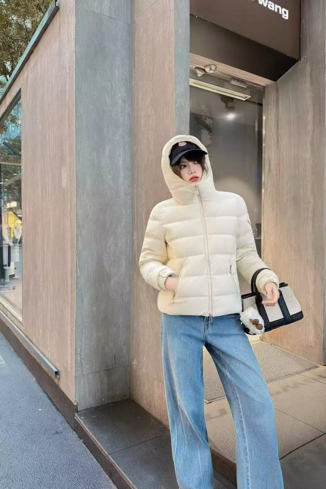 몽클레어 후드 퀼팅 패딩 재킷 상세 이미지 17