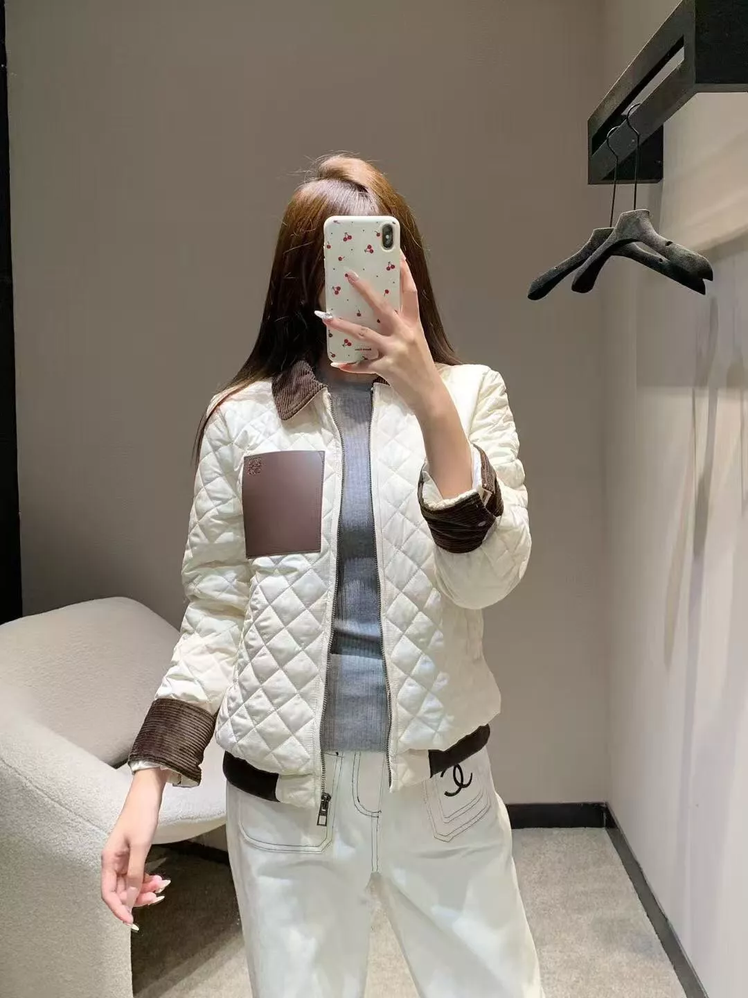 로에베 퀼팅 코듀로이 칼라 패치 포켓 점퍼 상세 이미지 18