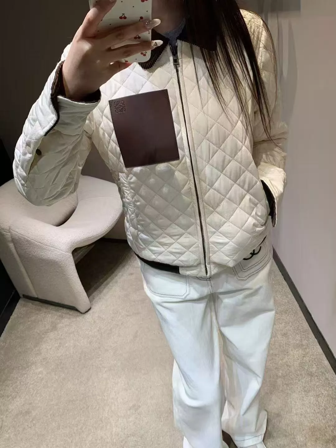 로에베 퀼팅 코듀로이 칼라 패치 포켓 점퍼 상세 이미지 22