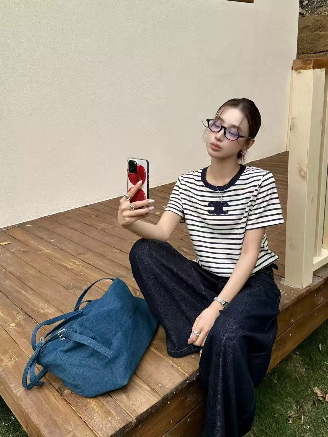 셀린느 트리옹프 로고 자수 스트라이프 반소매 티셔츠 상세 이미지 14