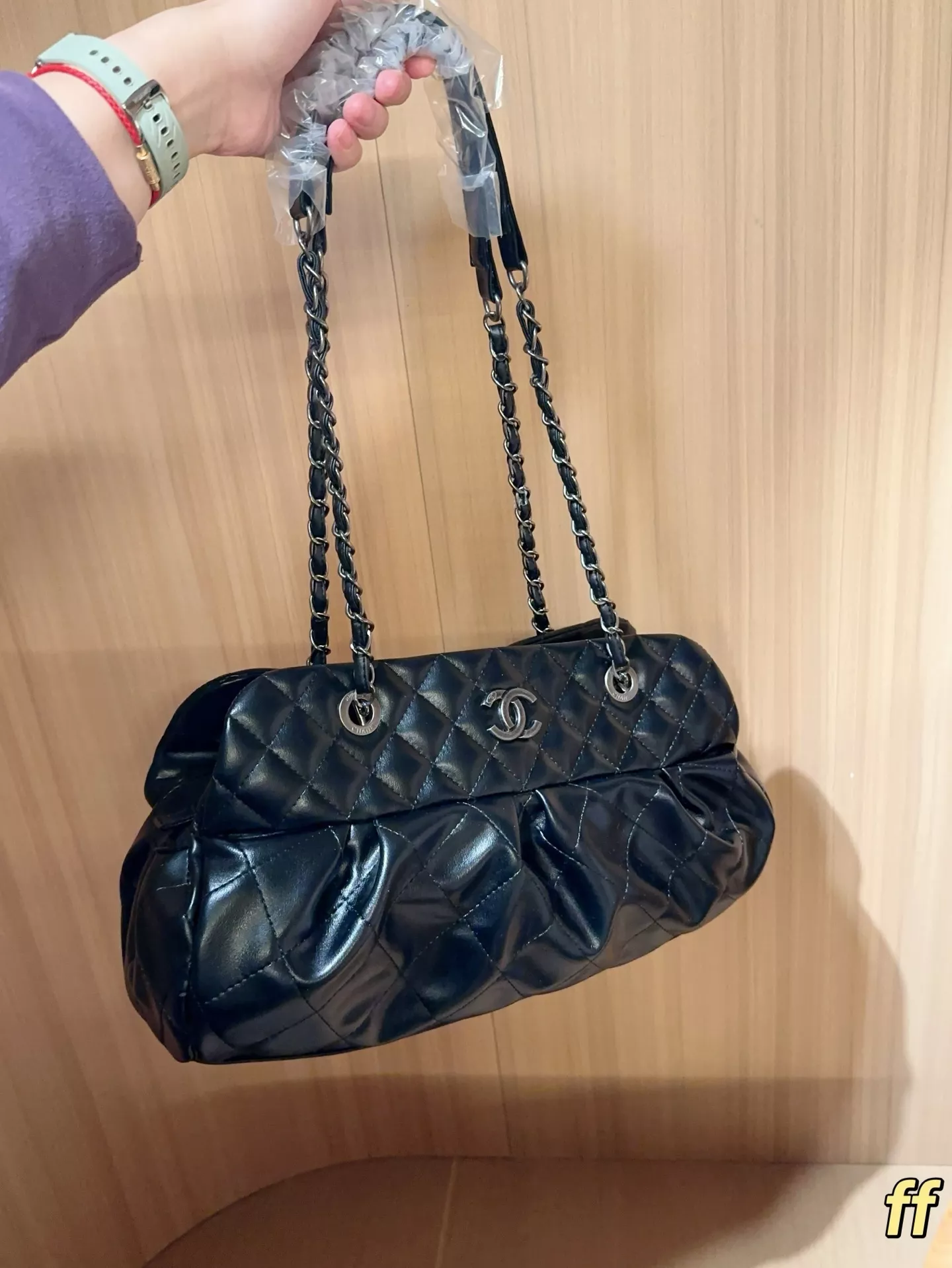 샤넬 빈티지 블랙 퀼팅 실버 체인 숄더백 상세 이미지 3