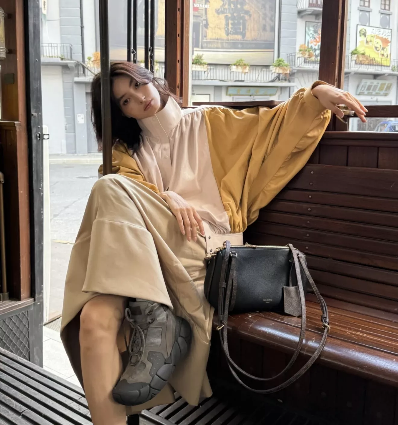 루이비통 익스프레스 스몰 핸드백 상세 이미지 30