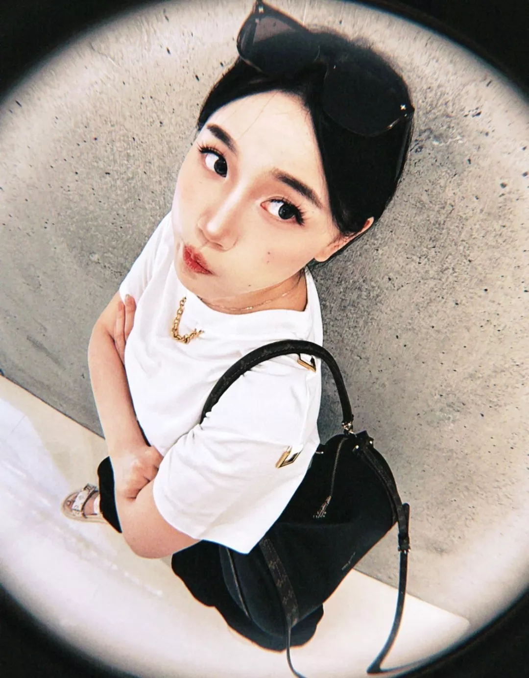 루이비통 익스프레스 스몰 핸드백 상세 이미지 45