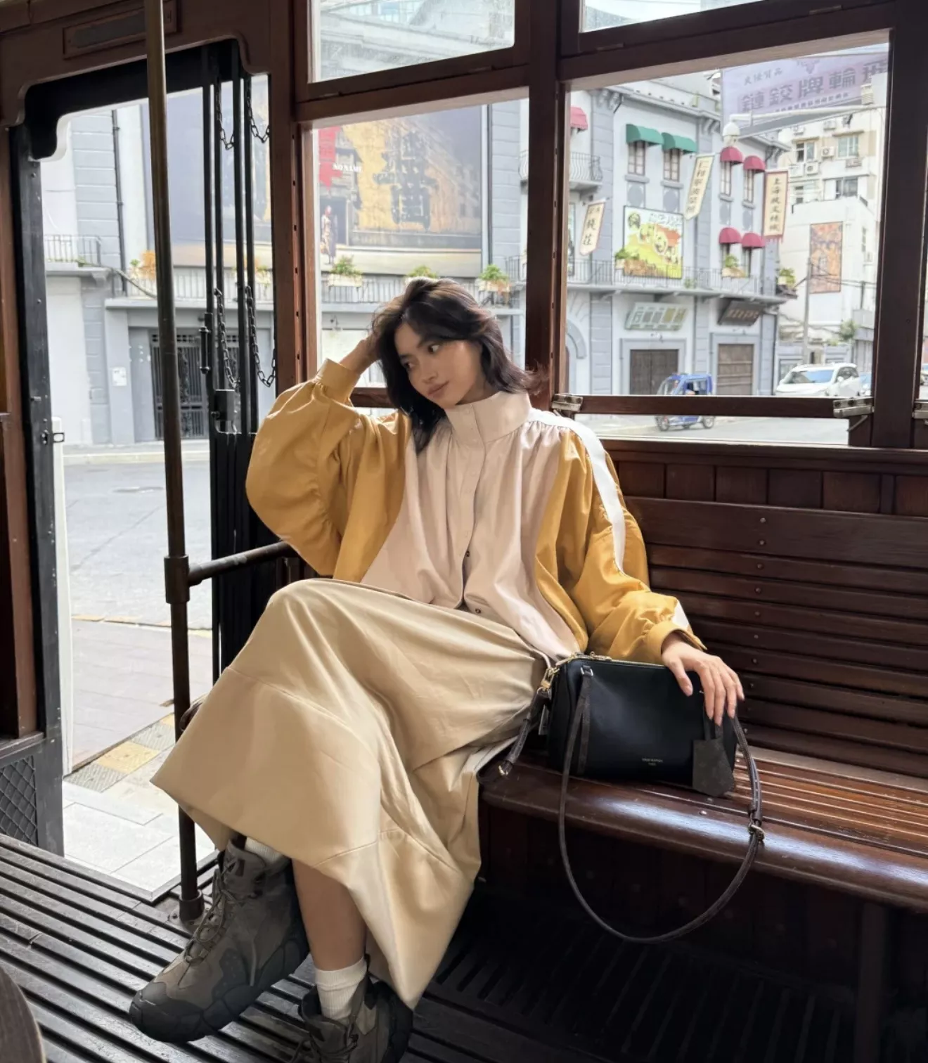 루이비통 익스프레스 스몰 핸드백 상세 이미지 32