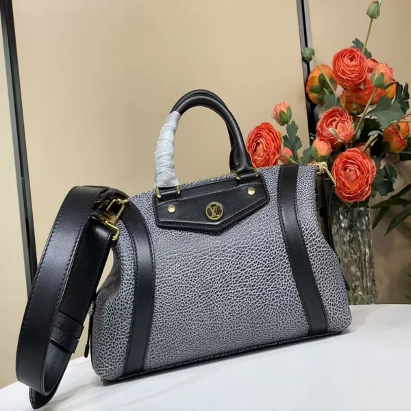 루이비통 나노 LV 라이더 핸드백