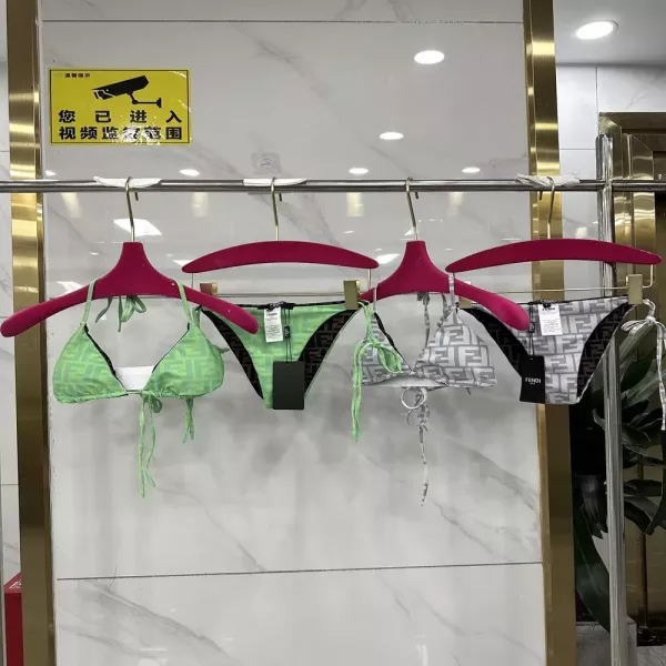 펜디 양면 착용 분리형 비키니 세트