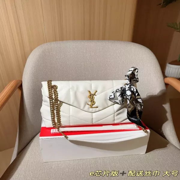 입생로랑 퍼퍼 퀼팅 체인백