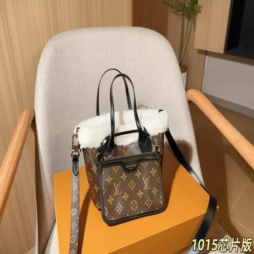 루이비통 25 신상 미니 네버풀 BB 셰르파 토트백