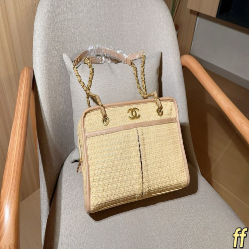 샤넬 라탄 우븐 체인 토트백
