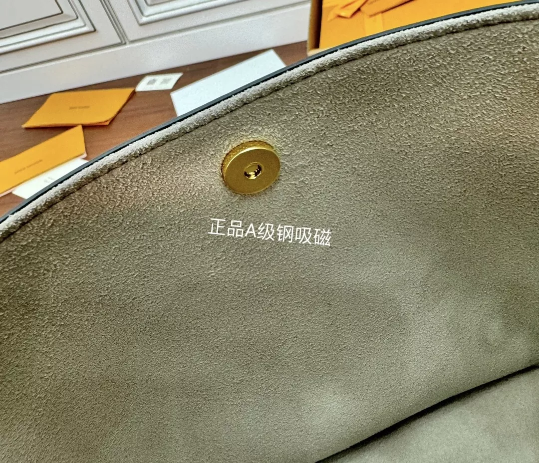 루이비통 모노그램 앙프렝뜨 미니 숄더백 세트 상세 이미지 8