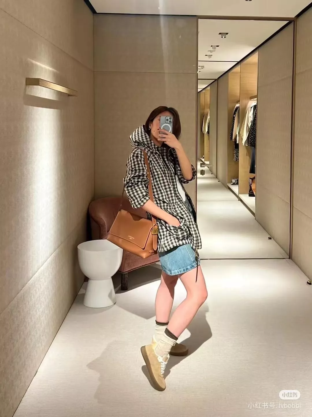 루이비통 로우키 메신저 브라운 상세 이미지 31