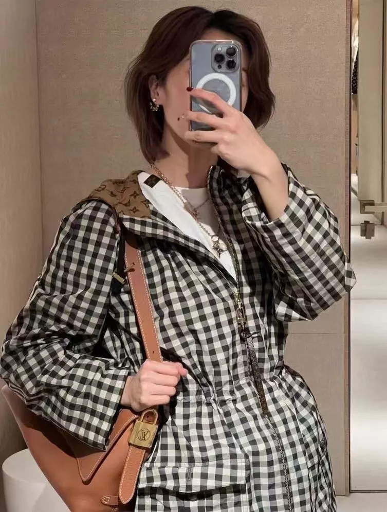 루이비통 로우키 메신저 브라운 상세 이미지 26