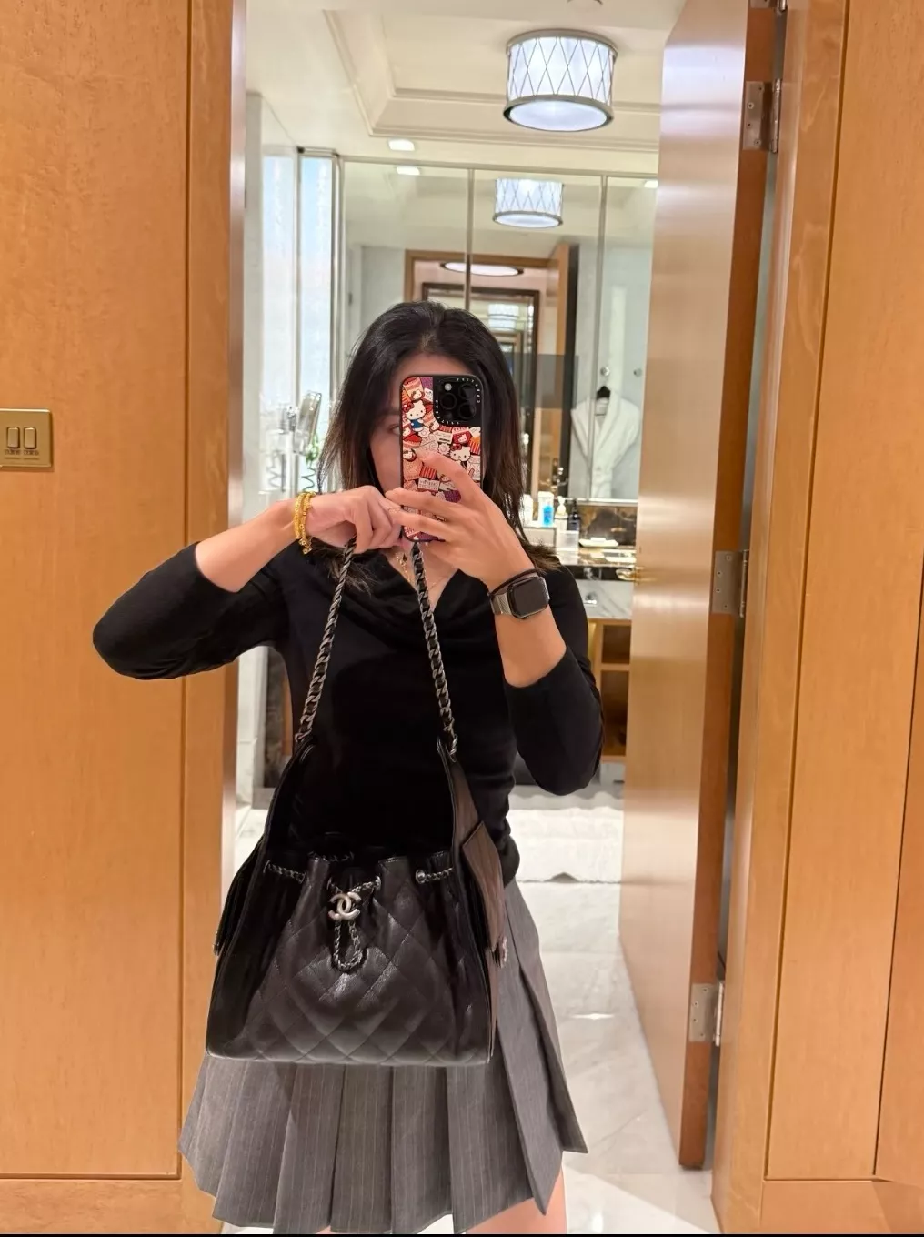 샤넬 25백 호보 스몰 블랙 실버 체인백 상세 이미지 35