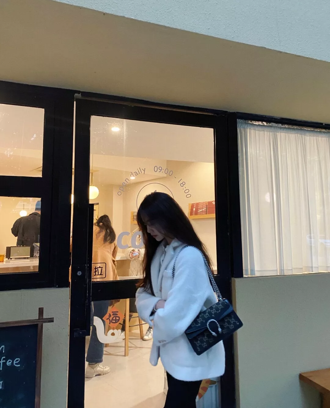 구찌 디오니소스 GG 데님 체인 크로스백 상세 이미지 32