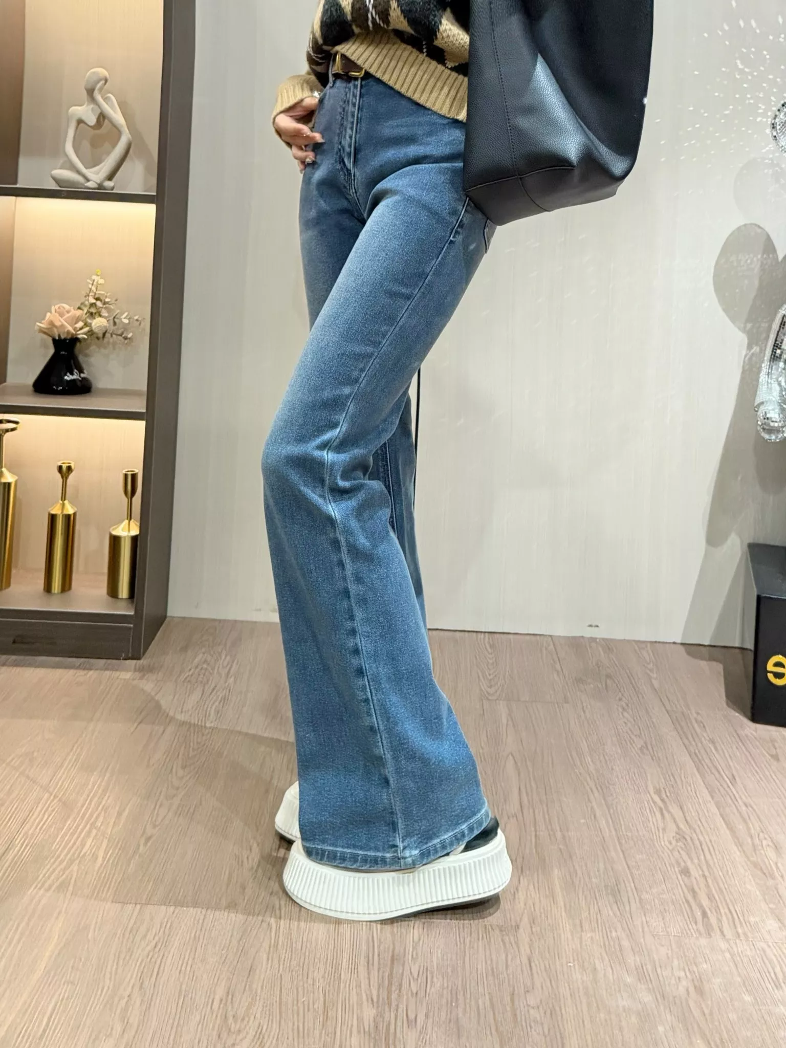 마오거핑 하이웨이스트 워싱 부츠컷 데님 팬츠 상세 이미지 34