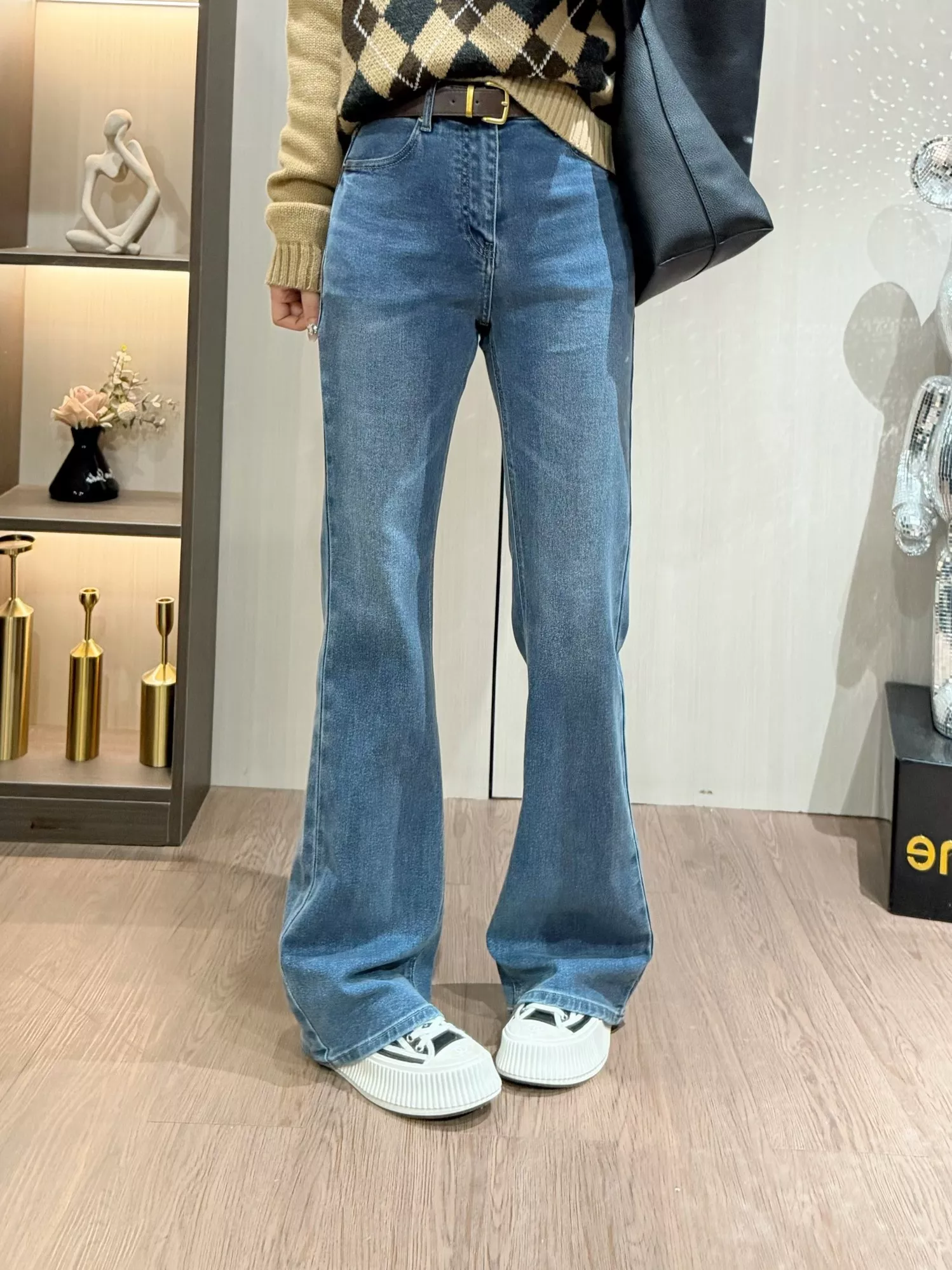 마오거핑 하이웨이스트 워싱 부츠컷 데님 팬츠 상세 이미지 33