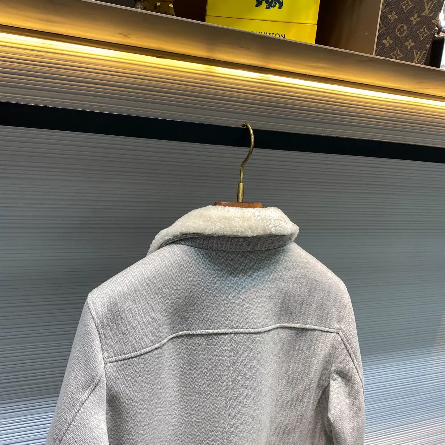 버버리 남성용 울 혼방 집업 재킷 탈부착 양털 카라 상세 이미지 7