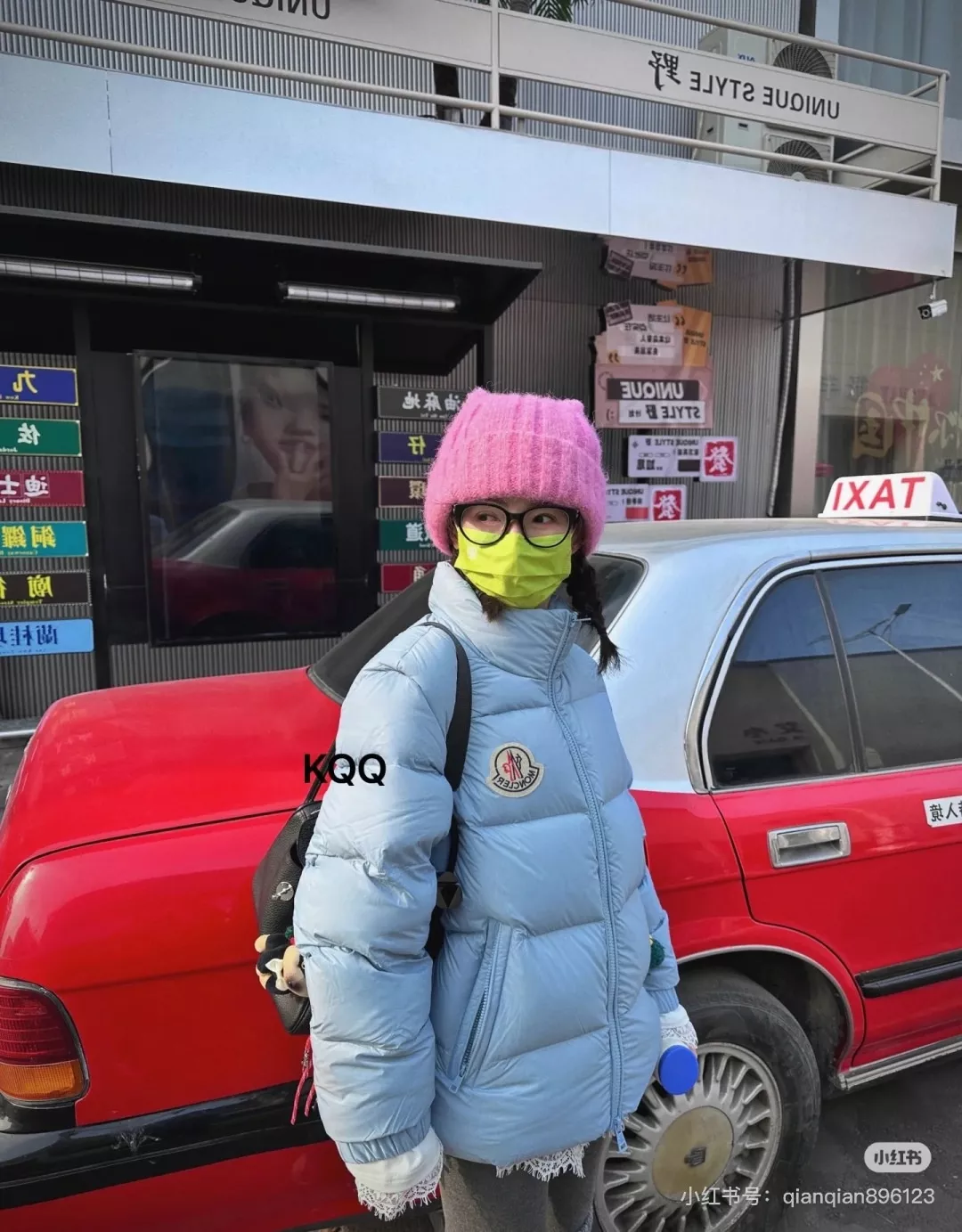 몽클레어 25FW 펠트 자수 와펜 로고 나일론 다운 재킷 상세 이미지 44