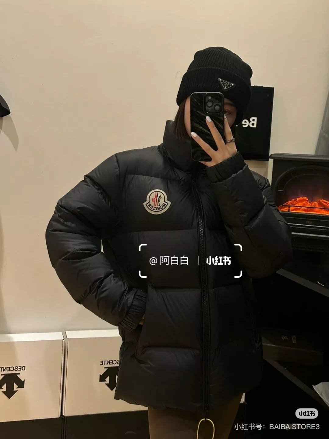 몽클레어 25FW 펠트 자수 와펜 로고 나일론 다운 재킷 상세 이미지 51