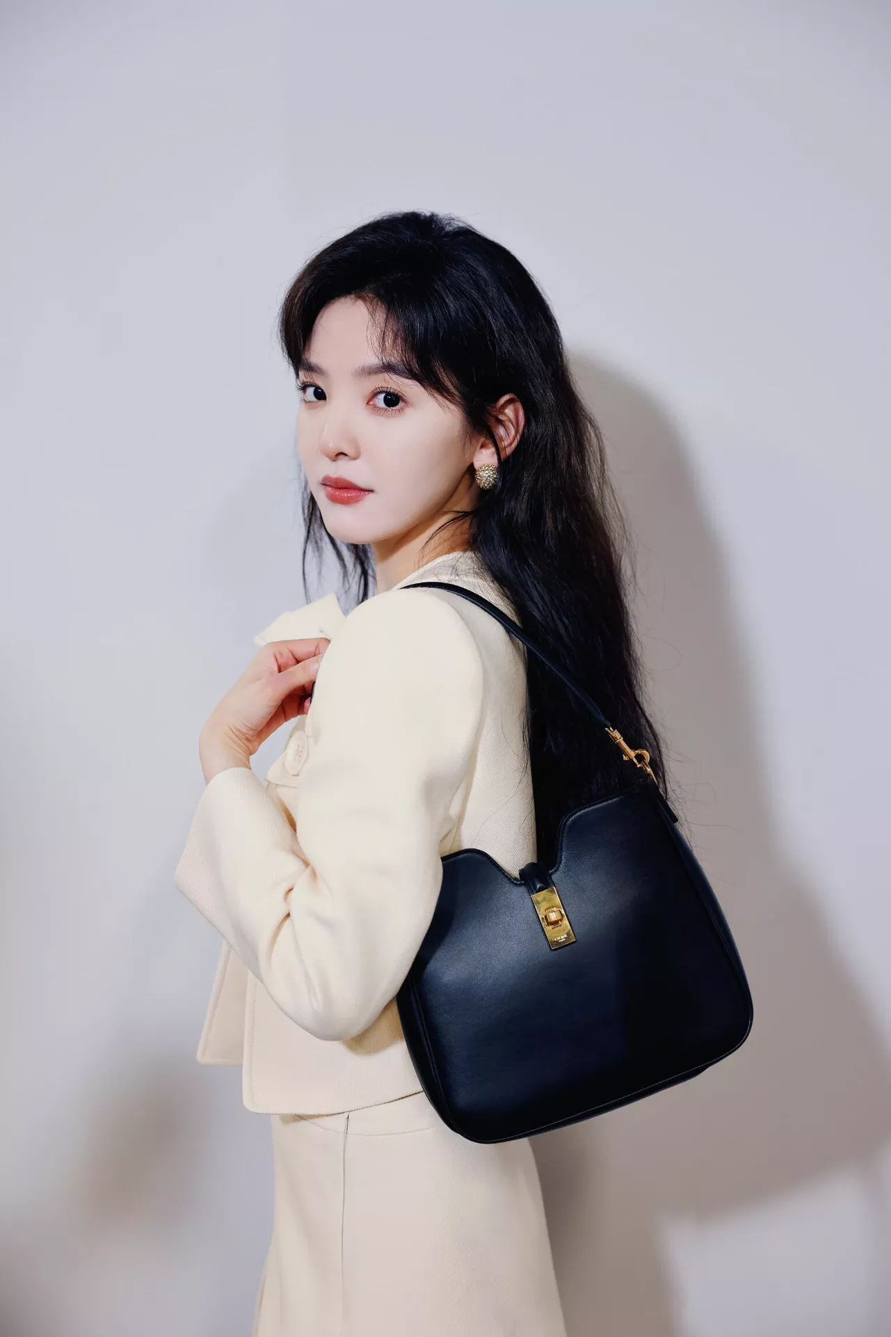 셀린느 카미유 16 소프트 스무스 카프스킨 핸드백 스몰 상세 이미지 20