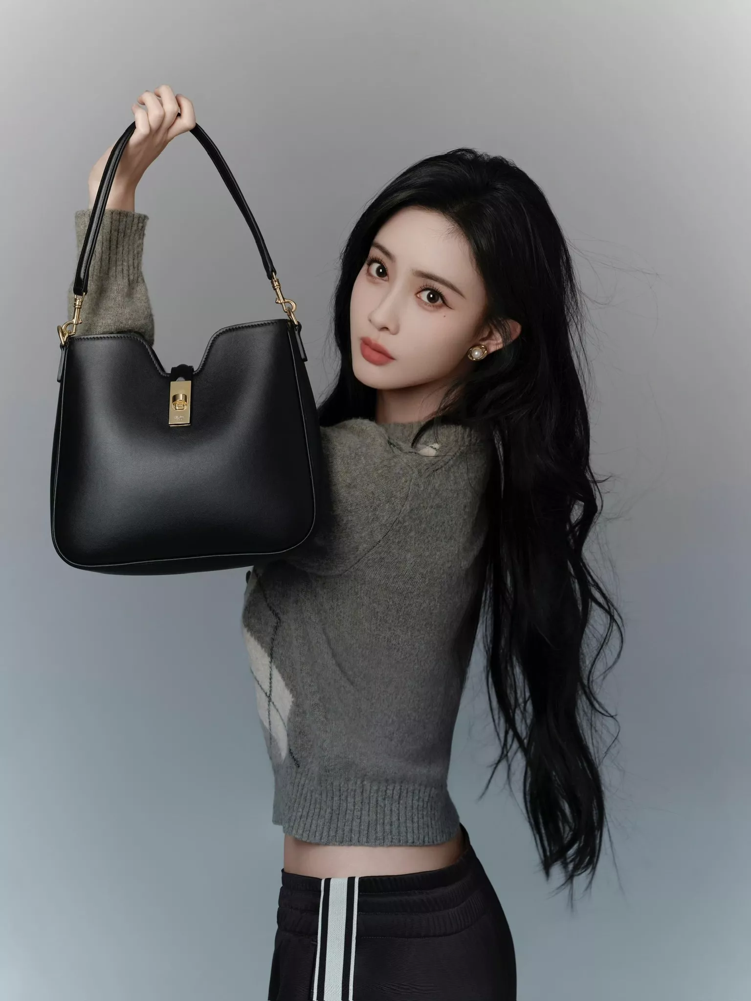 셀린느 카미유 16 소프트 스무스 카프스킨 핸드백 스몰 상세 이미지 27
