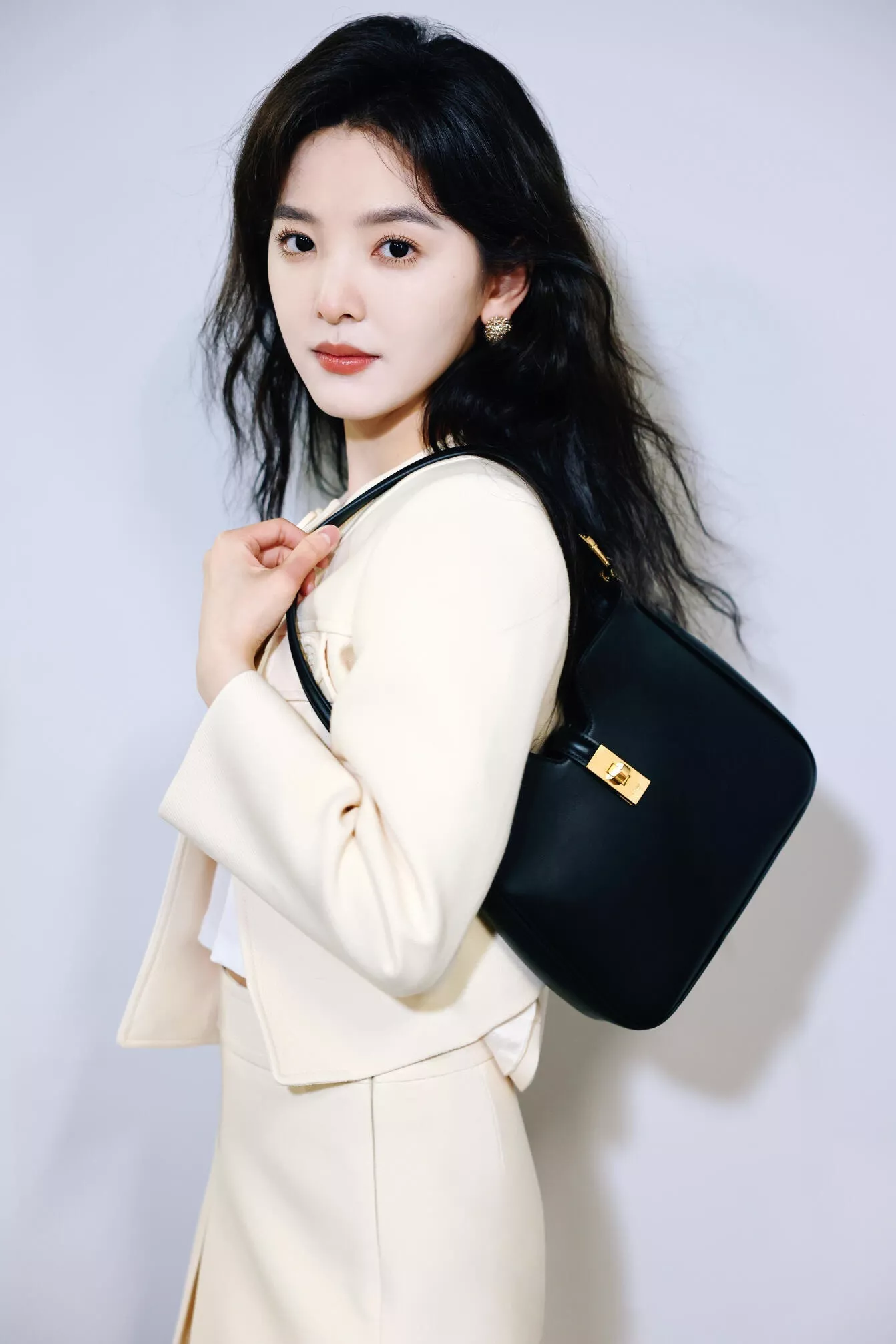 셀린느 카미유 16 소프트 스무스 카프스킨 핸드백 스몰 상세 이미지 19